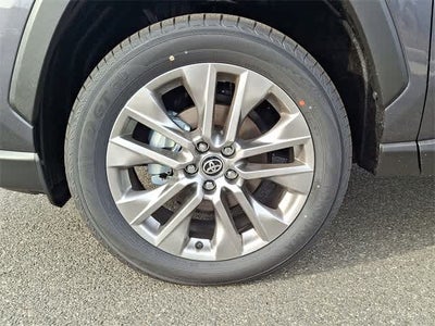 2025 Toyota RAV4 XLE Premium