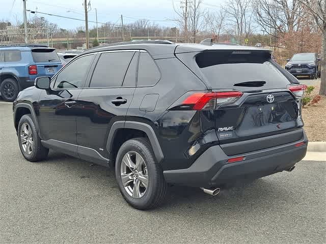 2025 Toyota RAV4 Hybrid XLE