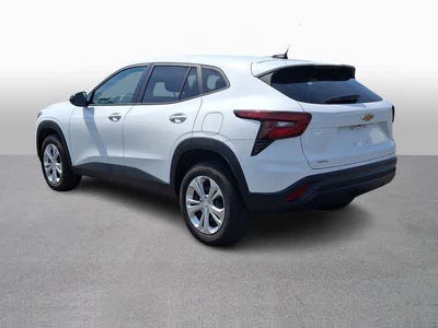 2025 Chevrolet Trax LS