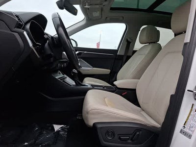 2024 Audi Q3 S line Premium