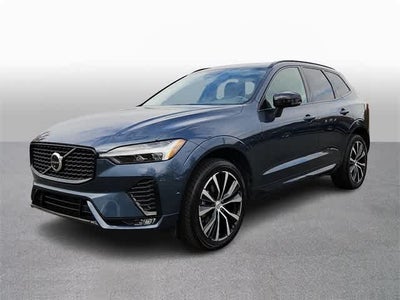 2024 Volvo XC60 Plus Dark Theme