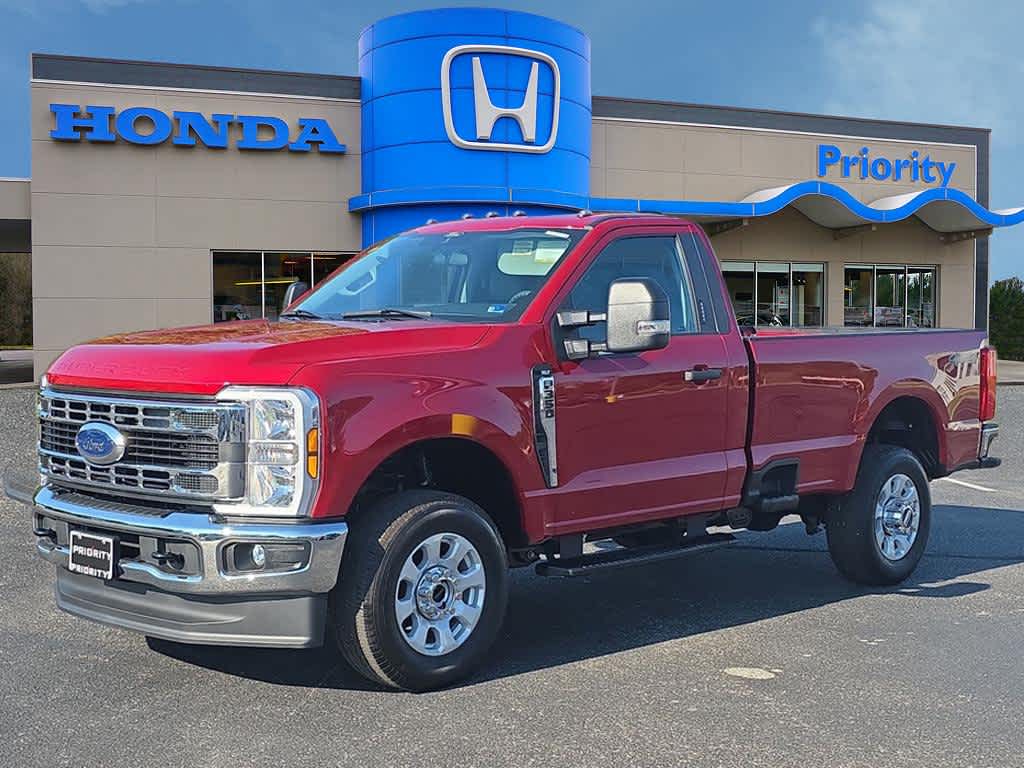 2024 Ford Super Duty F-350 SRW Pickup XLT