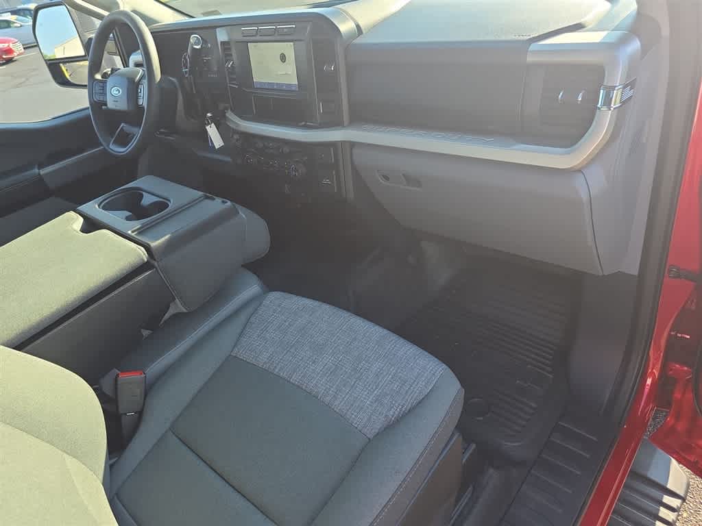 2024 Ford Super Duty F-350 SRW Pickup XLT