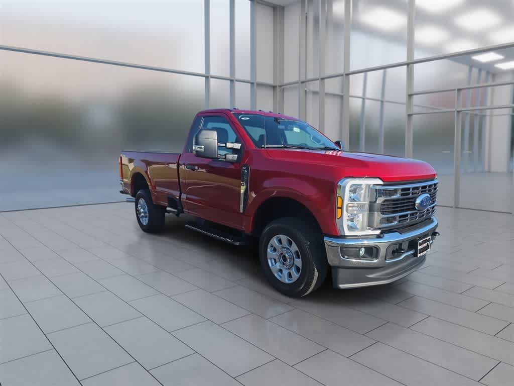 2024 Ford Super Duty F-350 SRW Pickup XLT