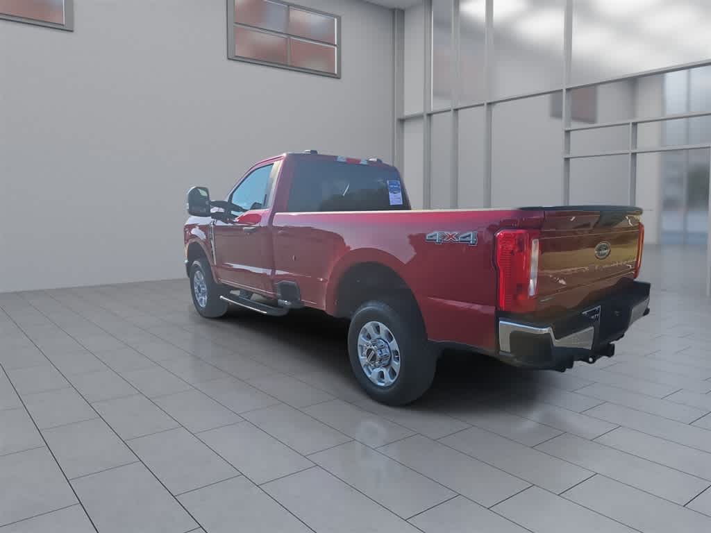 2024 Ford Super Duty F-350 SRW Pickup XLT