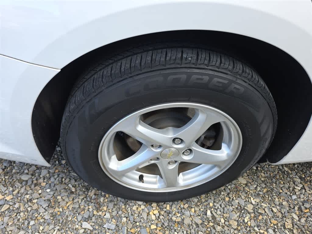 2017 Chevrolet Malibu LS