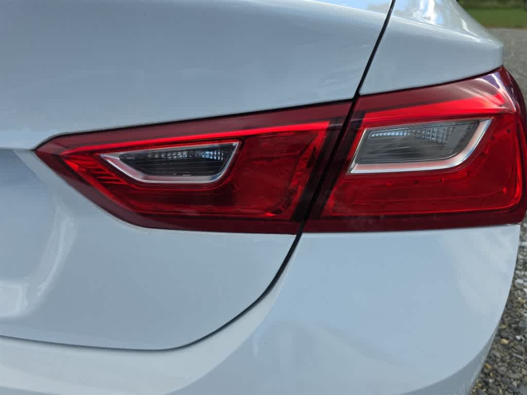 2017 Chevrolet Malibu LS