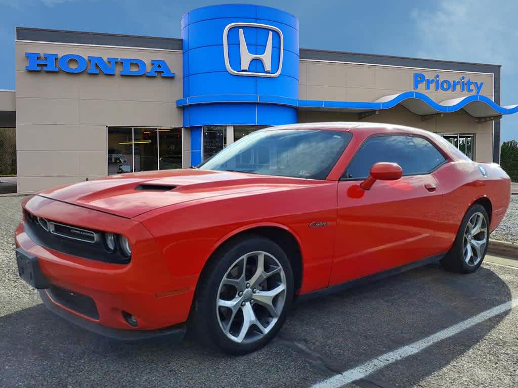2016 Dodge Challenger SXT Plus