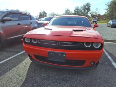 2016 Dodge Challenger SXT Plus