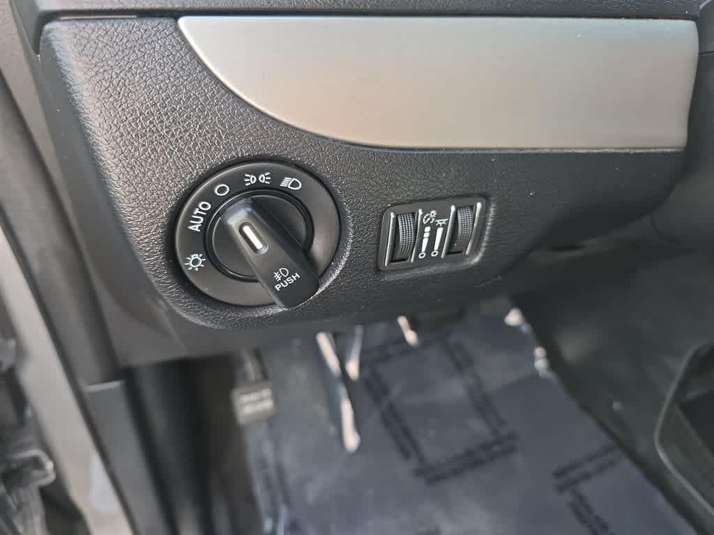 2017 Dodge Grand Caravan Base