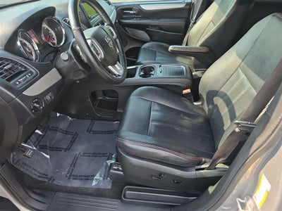 2017 Dodge Grand Caravan Base