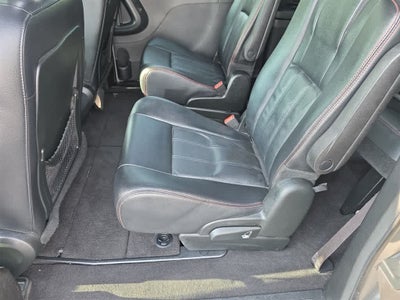 2017 Dodge Grand Caravan Base