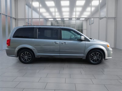 2017 Dodge Grand Caravan Base