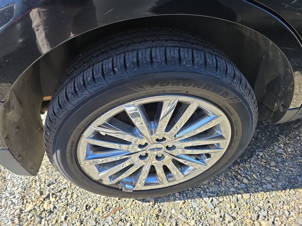 2011 Lincoln MKX Base