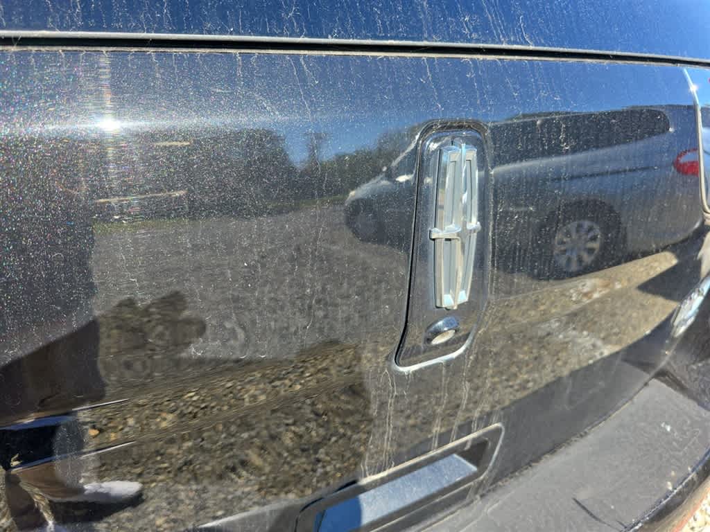2011 Lincoln MKX Base