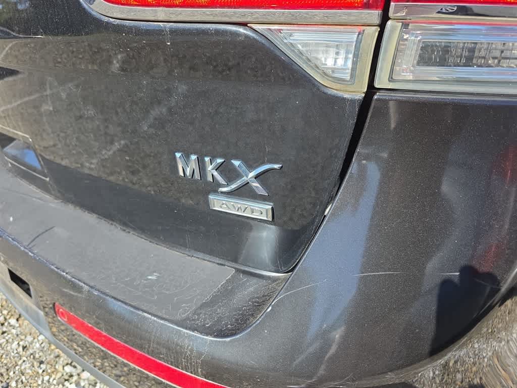 2011 Lincoln MKX Base