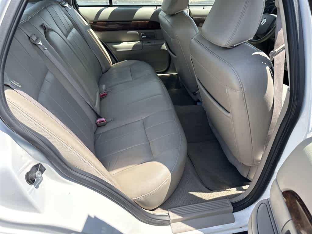 2010 Mercury Grand Marquis Base