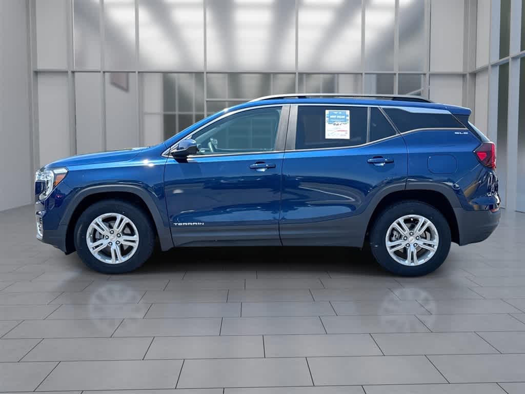 2022 GMC Terrain SLE