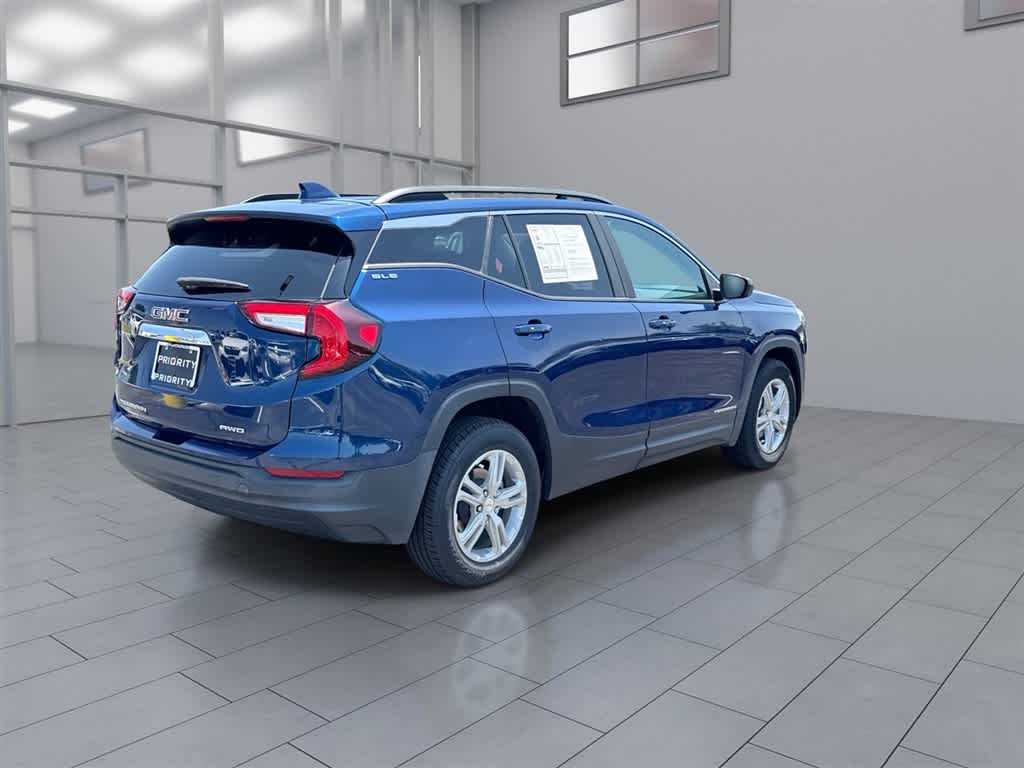 2022 GMC Terrain SLE