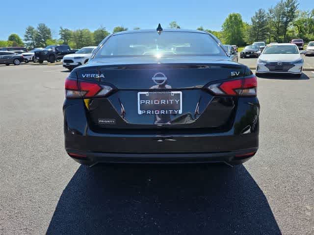 2023 Nissan Versa SV