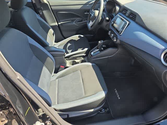 2023 Nissan Versa SV