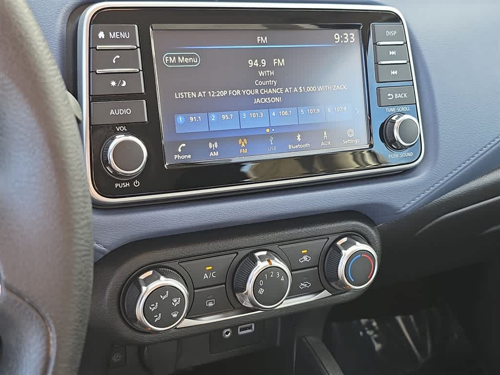 2024 Nissan Versa SV