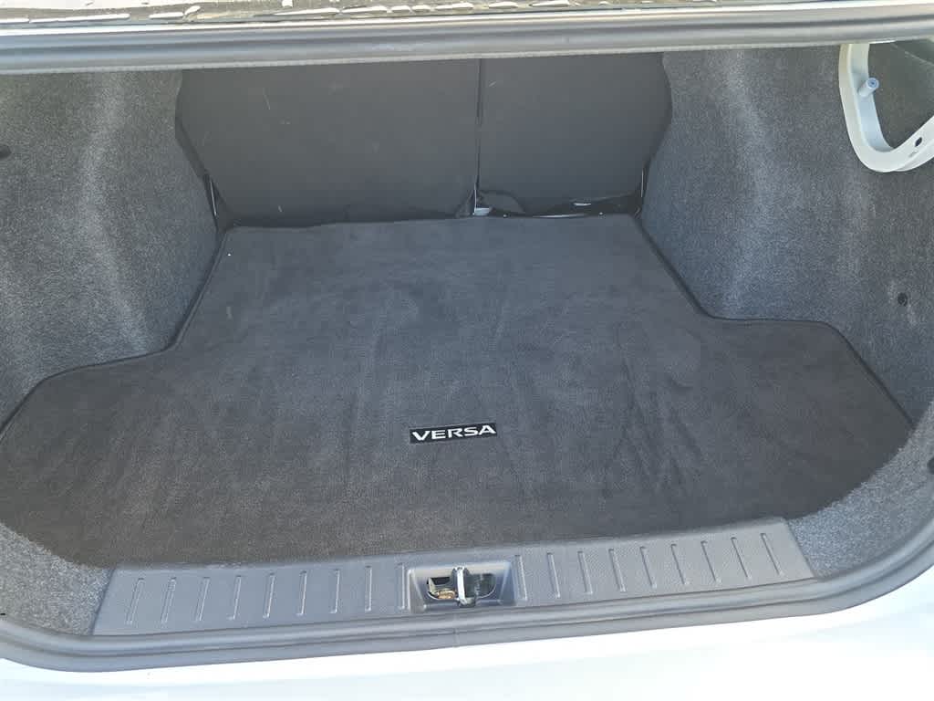 2024 Nissan Versa SV
