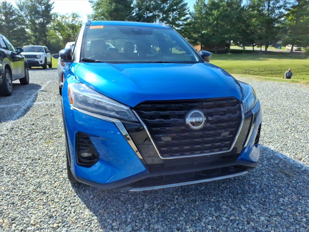2024 Nissan Kicks SR