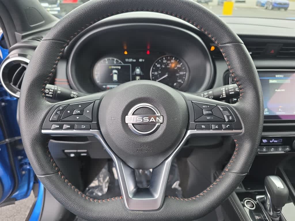 2024 Nissan Kicks SR