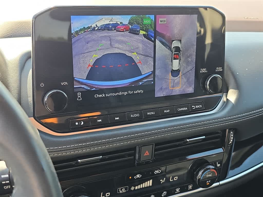 2022 Nissan Rogue SL