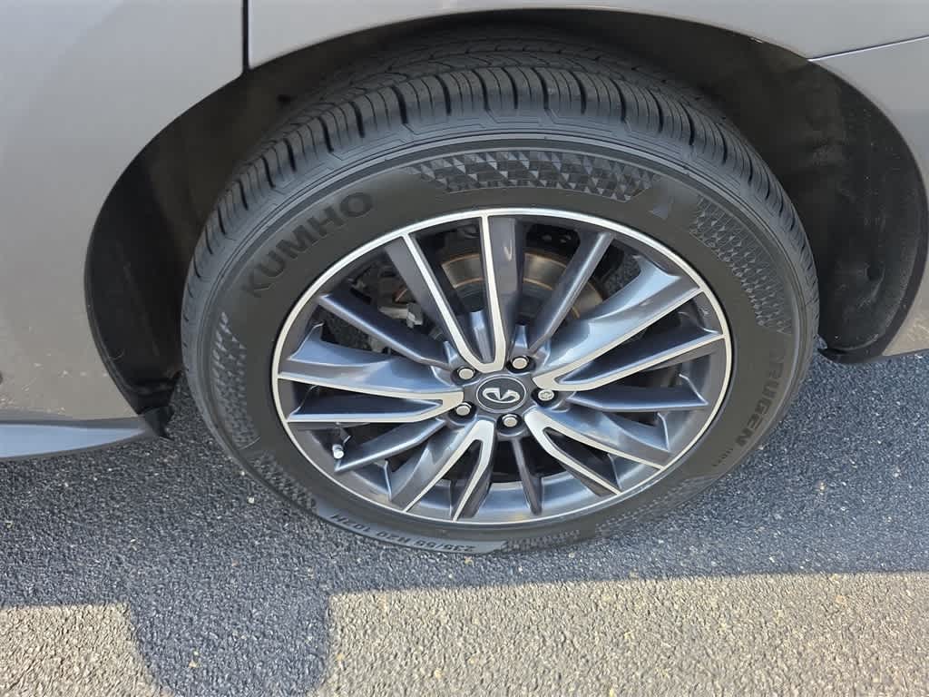 2020 INFINITI QX60 LUXE