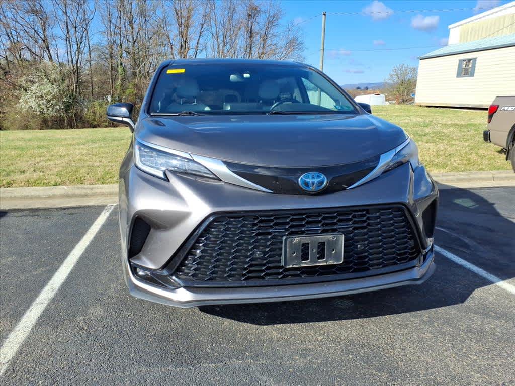 2022 Toyota Sienna XSE