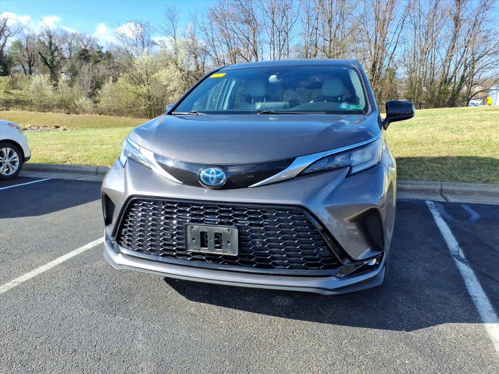 2022 Toyota Sienna XSE