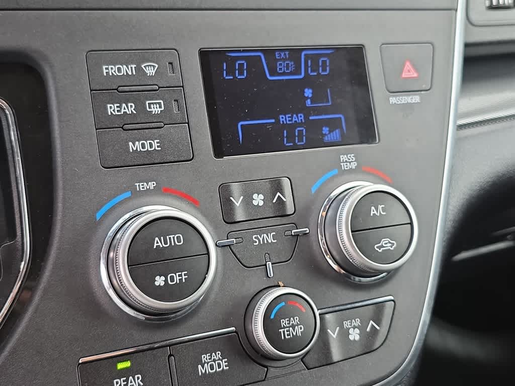 2019 Toyota Sienna SE