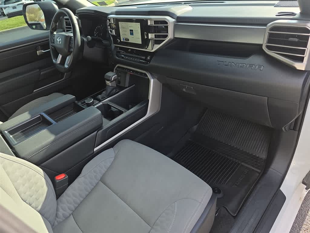 2025 Toyota Tundra SR5