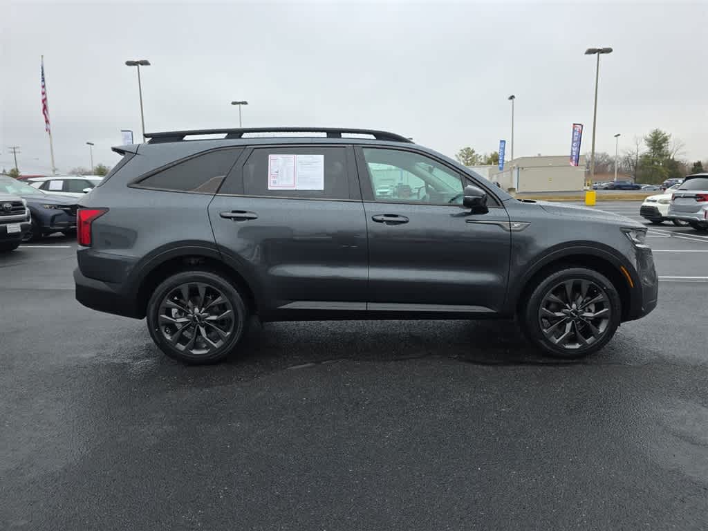 2022 Kia Sorento X-Line EX
