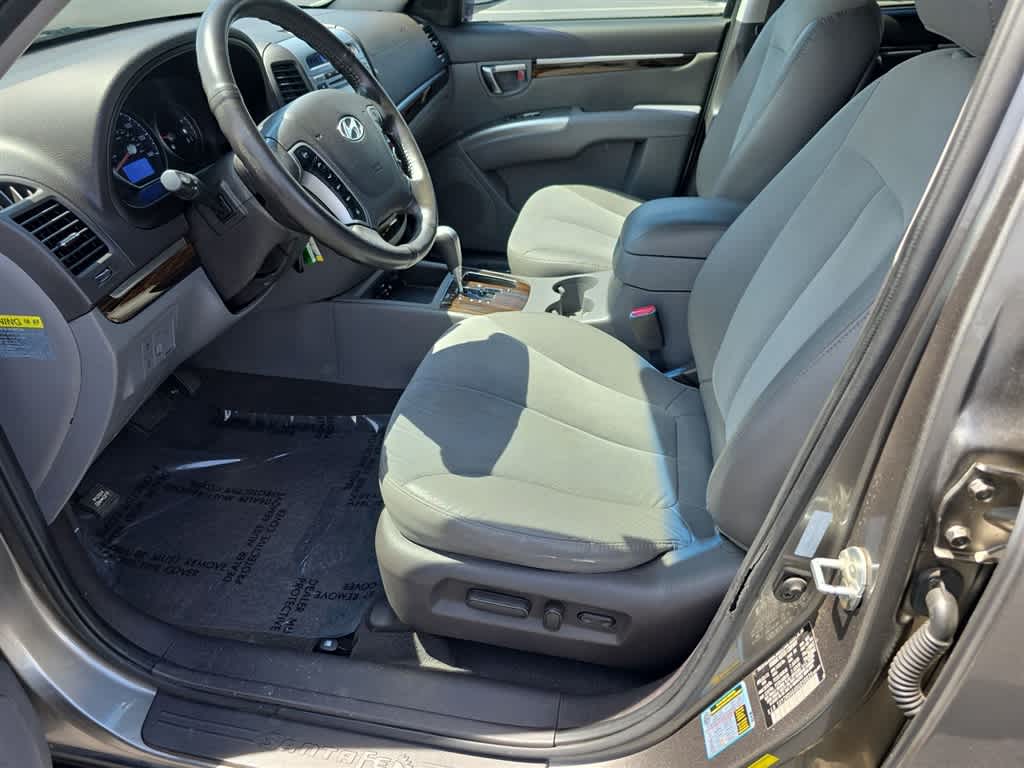 2011 Hyundai Santa Fe SE