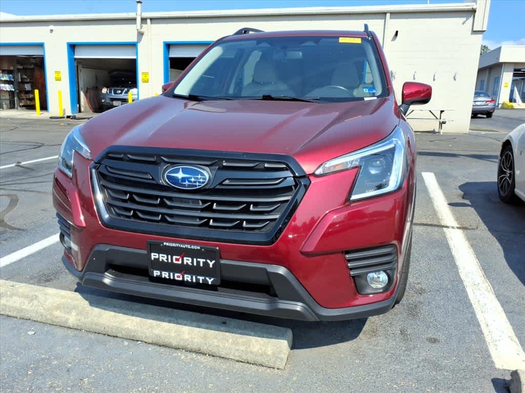 2023 Subaru Forester Premium