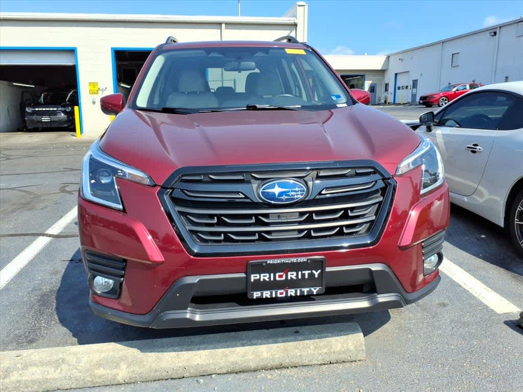 2023 Subaru Forester Premium