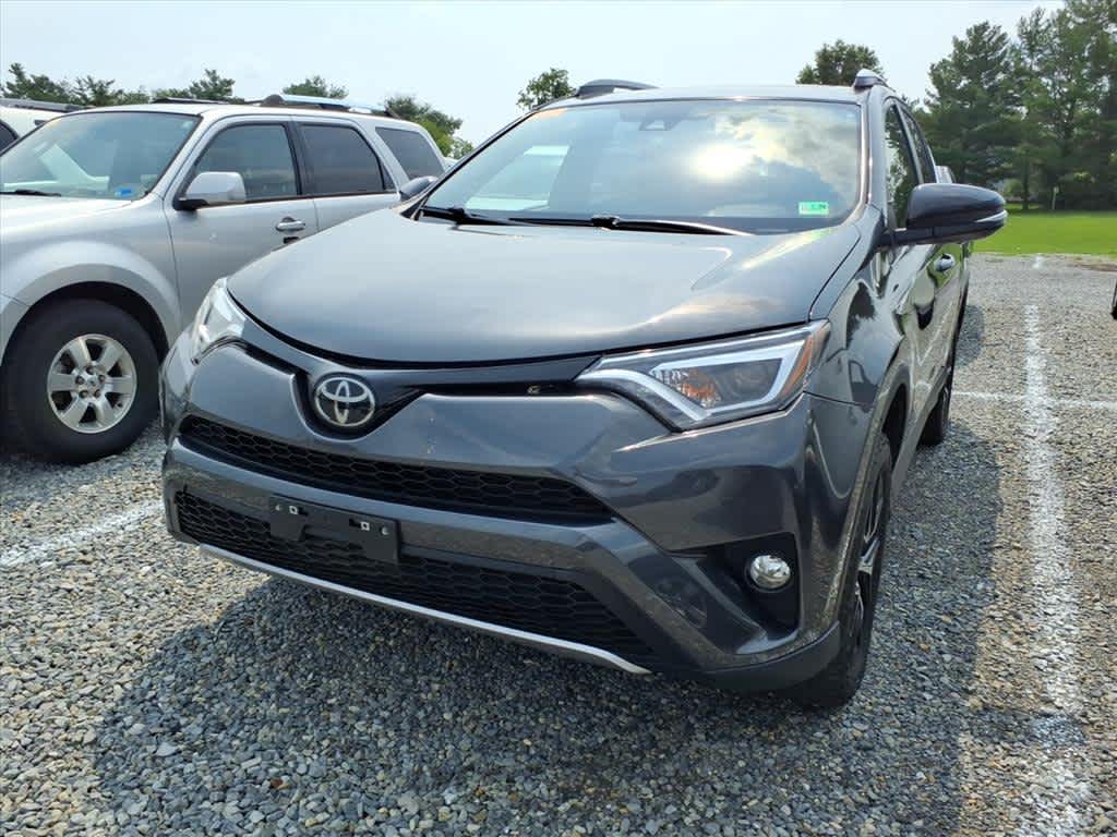 2018 Toyota RAV4 SE