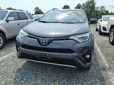 2018 Toyota RAV4 SE