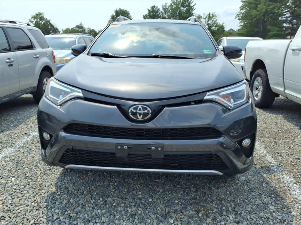 2018 Toyota RAV4 SE