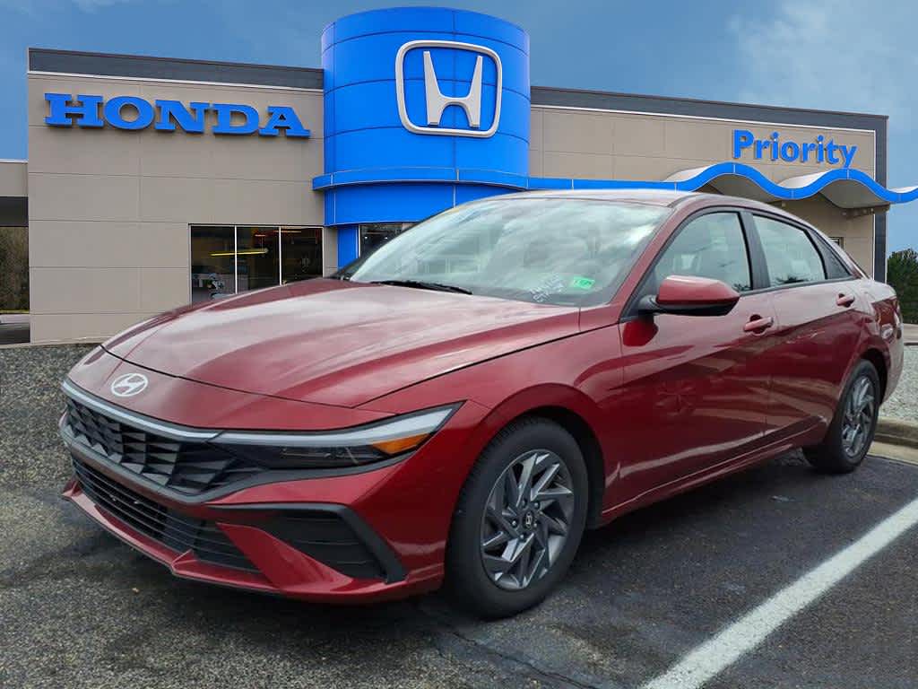 2024 Hyundai Elantra SEL