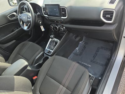2022 Hyundai Venue SEL