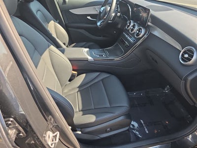 2022 Mercedes-Benz GLC 300 GLC 300