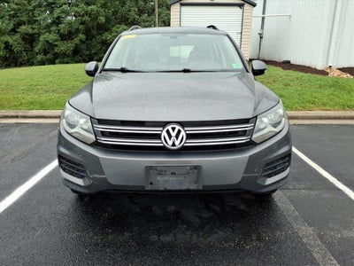2016 Volkswagen Tiguan SE
