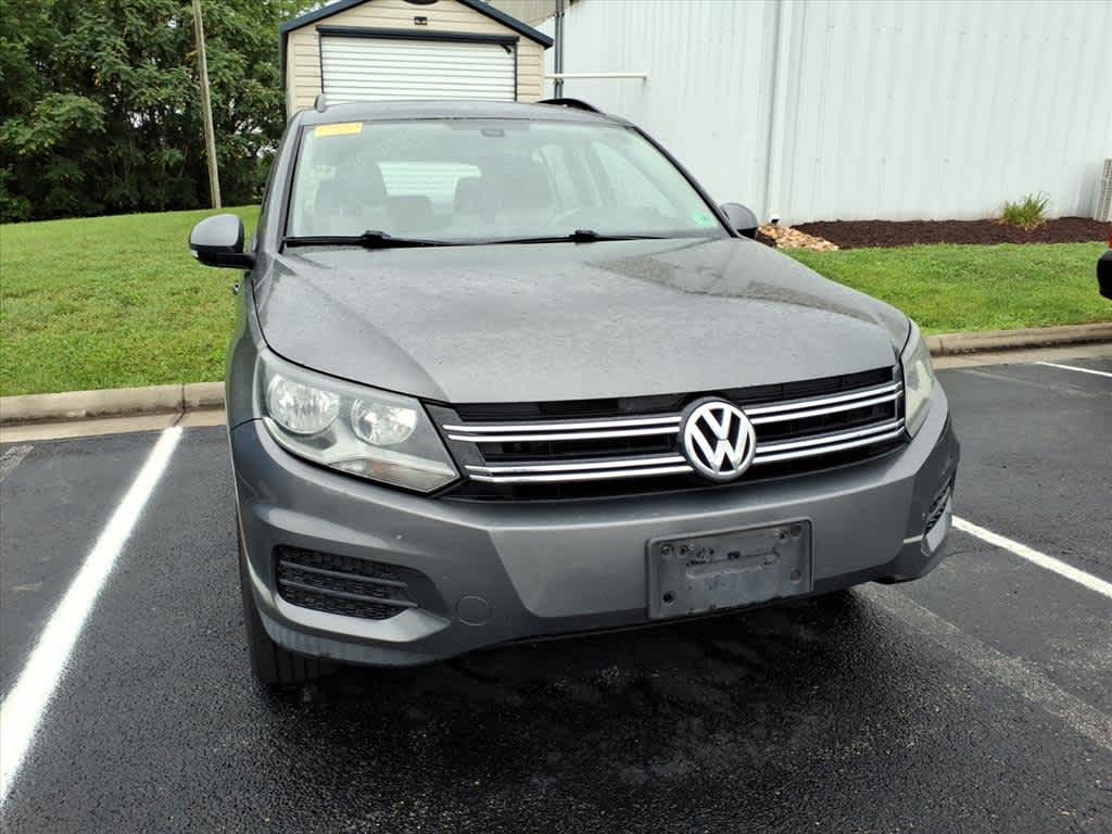 2016 Volkswagen Tiguan SE