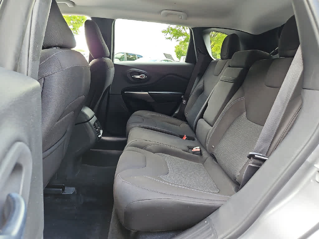 2019 Jeep Cherokee Latitude