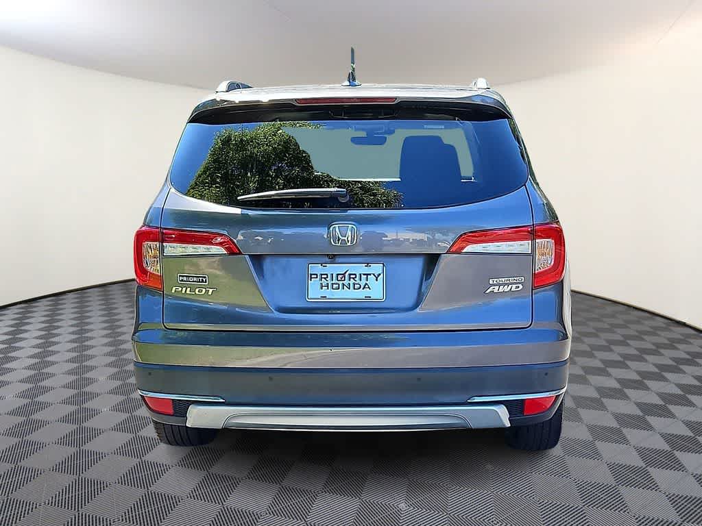 2022 Honda Pilot Touring 7-Passenger