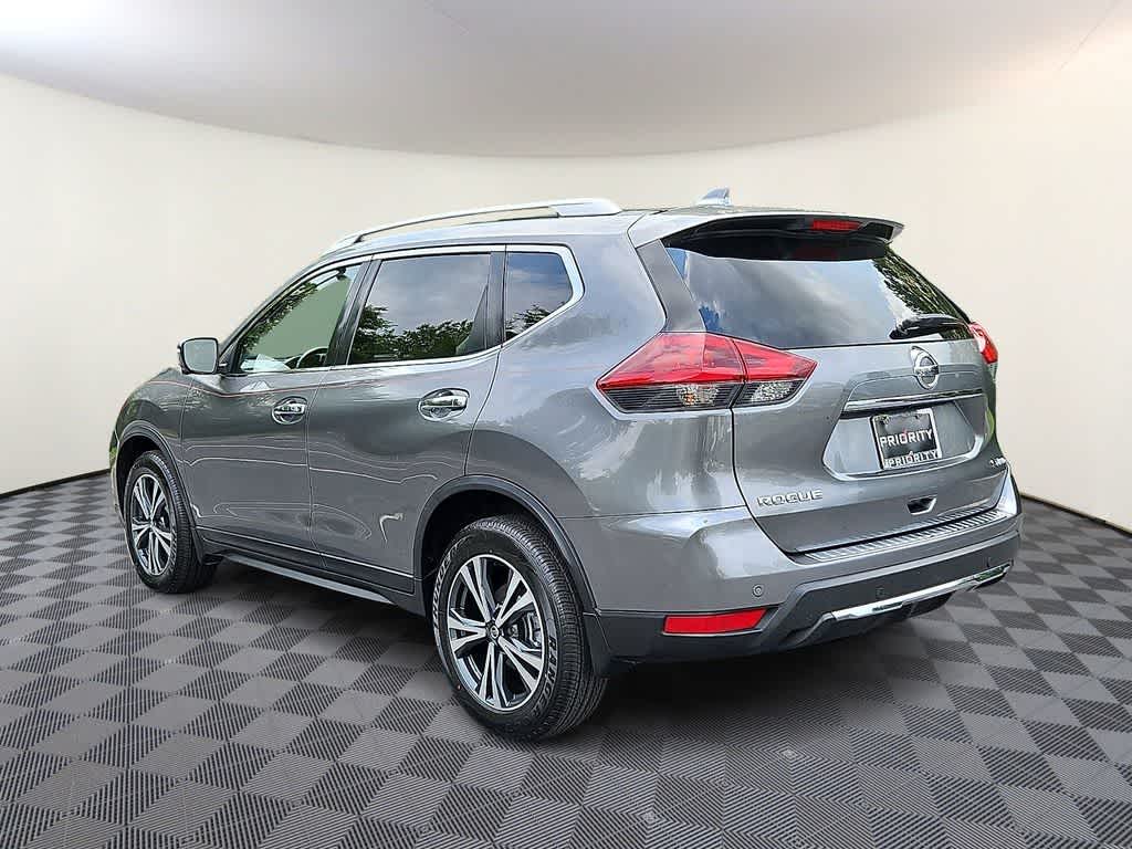 2020 Nissan Rogue SV